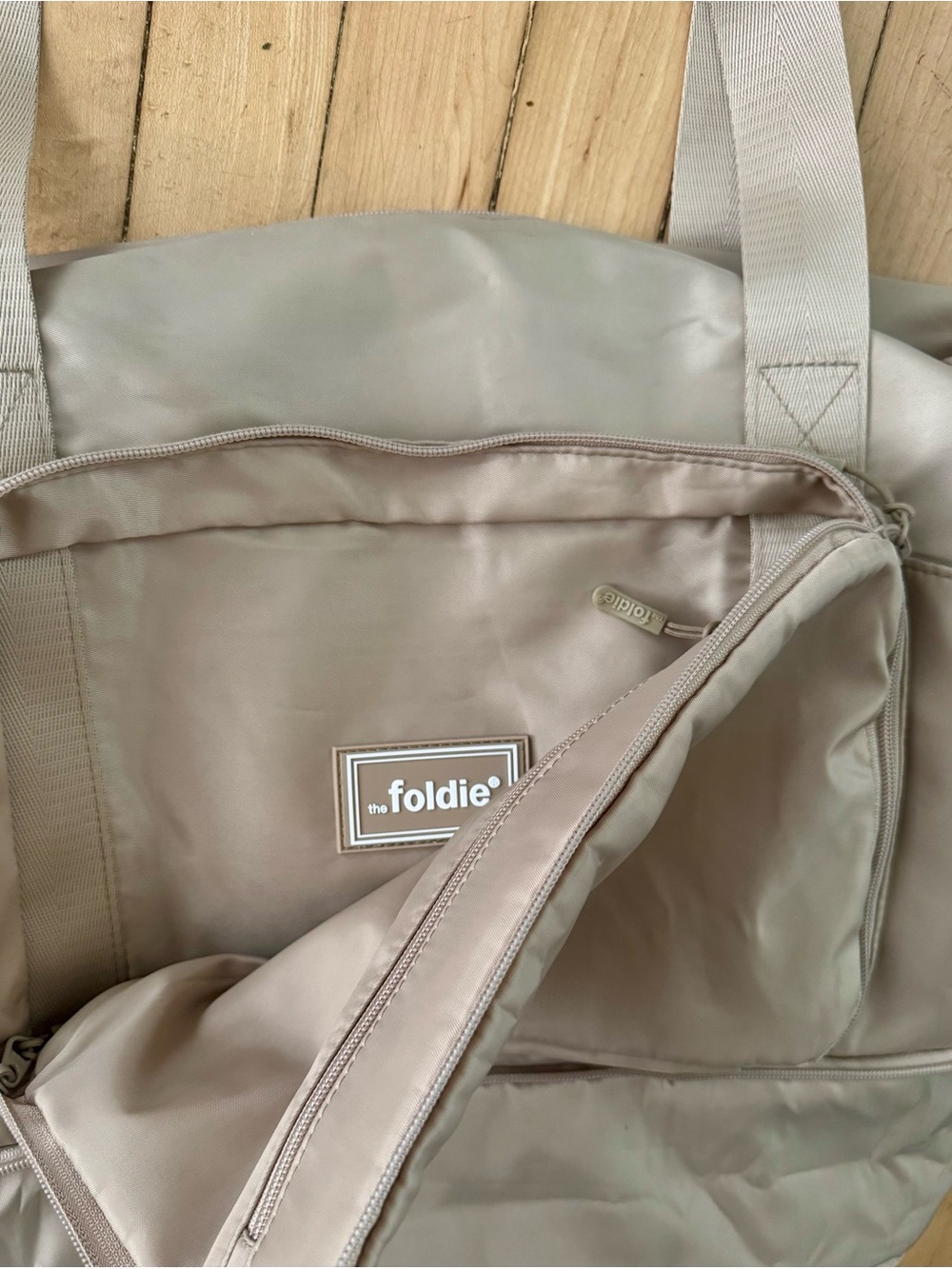 The Foldie Travel Tote Bag with Front Pocket - Casual Weekend Carryall - Picture 6 of 8